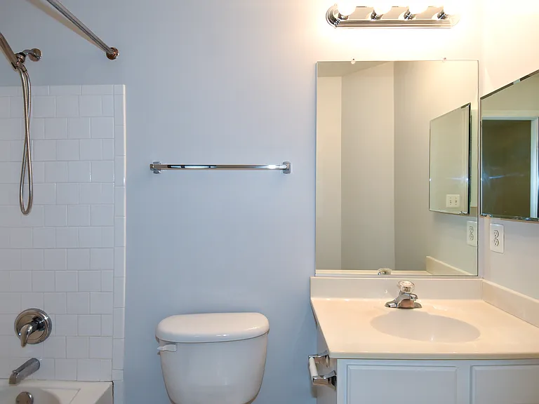15511 Kennett Square Way — Photo 3