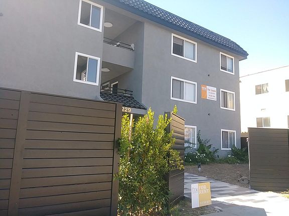 2nd image of 229 S Normandie Ave APT 5