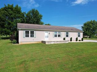 2286 Winding Rd, Grayville, IL 62844