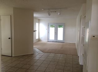 4415 Lake Shore Villa Dr, Waco, TX 76710