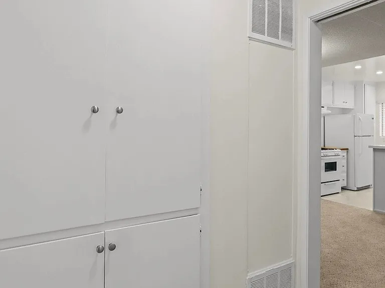 1226 McClellan Dr #12 — Photo 16