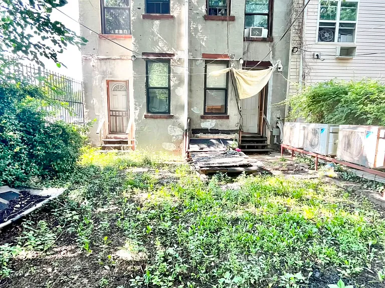 82 Marion St #1L — Photo 12