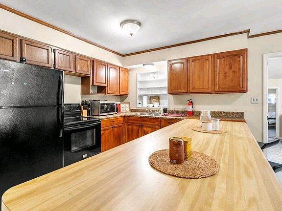 5th image of 4007 E Humphrey St