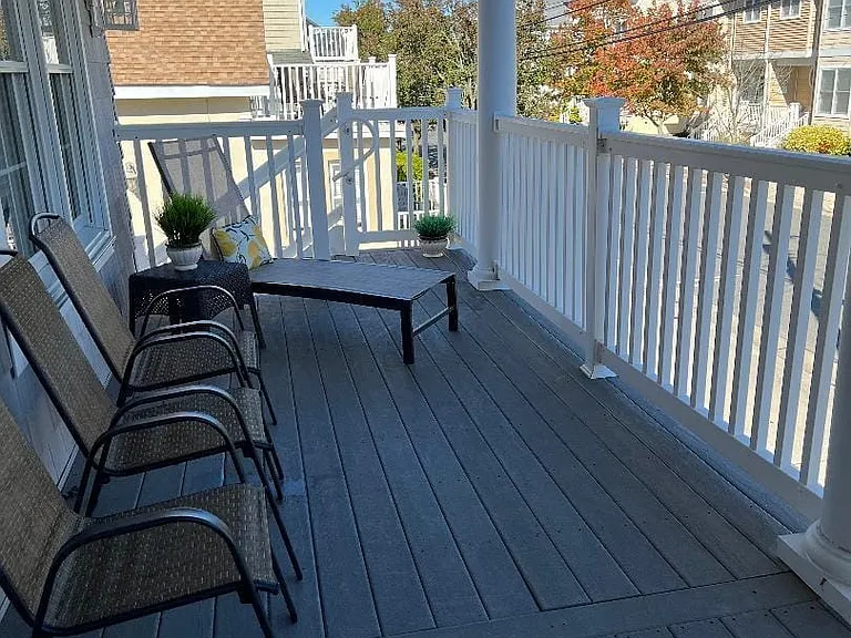 18 N Adams Ave #FRONT — Photo 23