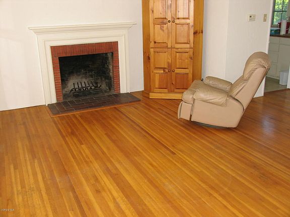 5th image of 143 Shamrock Dr