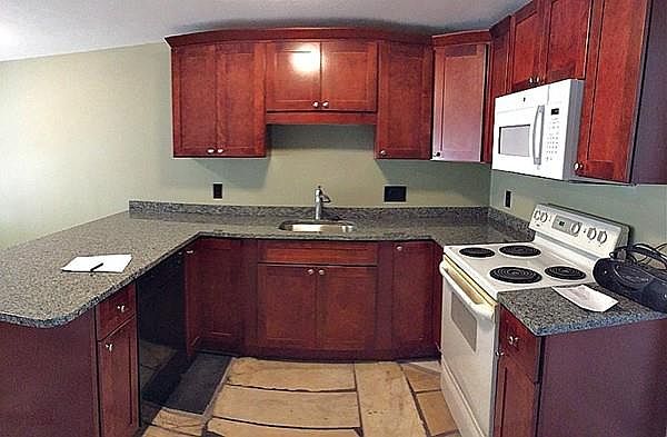 2nd image of 85 Lynn St #0