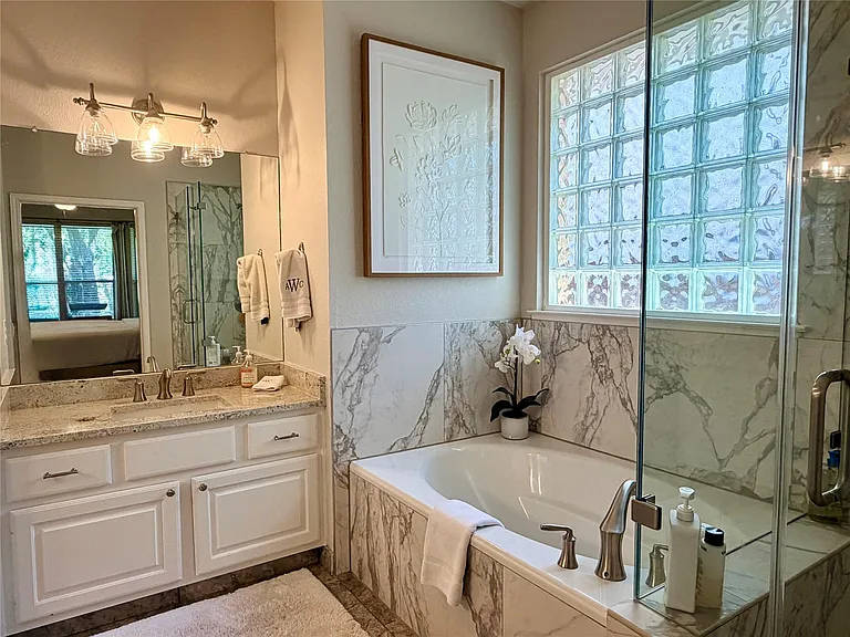 11508 Emerald Falls Dr — Photo 9
