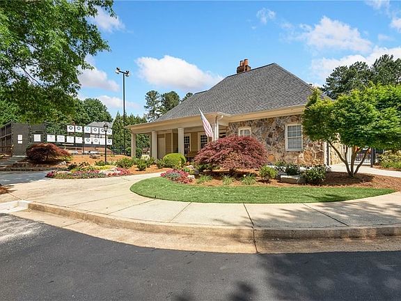2nd image of 11175 Highfield Chase Dr