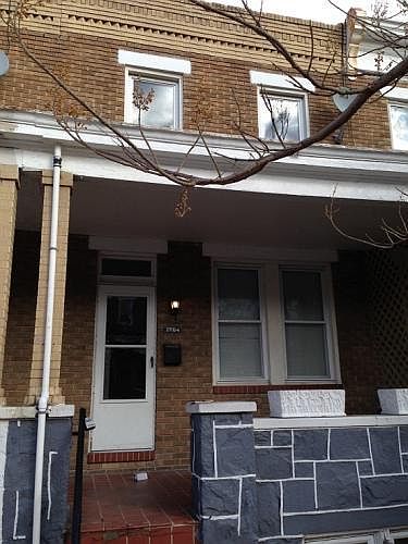 1st image of 2864 Pelham Ave