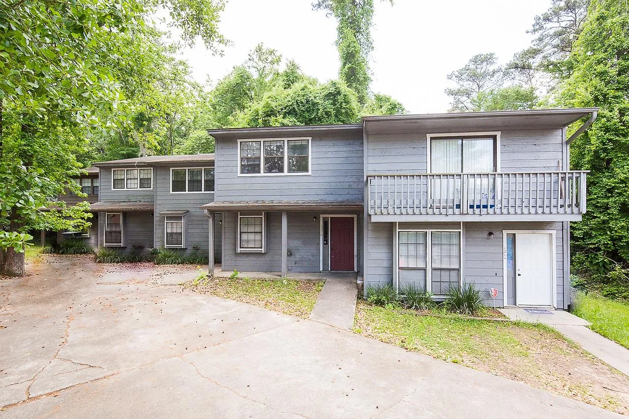 2 bed, 2.5 bath, 1152 sqft, $1,250 — Photo 1