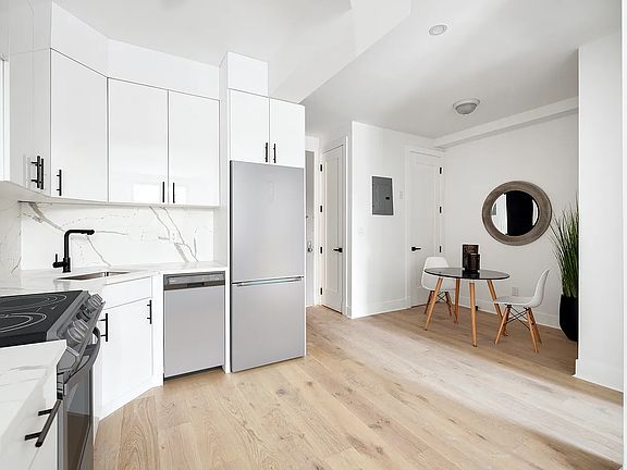 5th image of 1489 Sterling Pl #3B