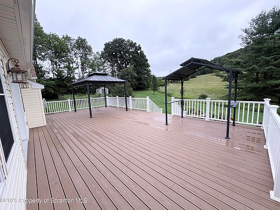 3rd image of 1668 Hawkins Pond Rd