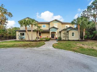 9186 98th Ave N, Seminole, FL 33777