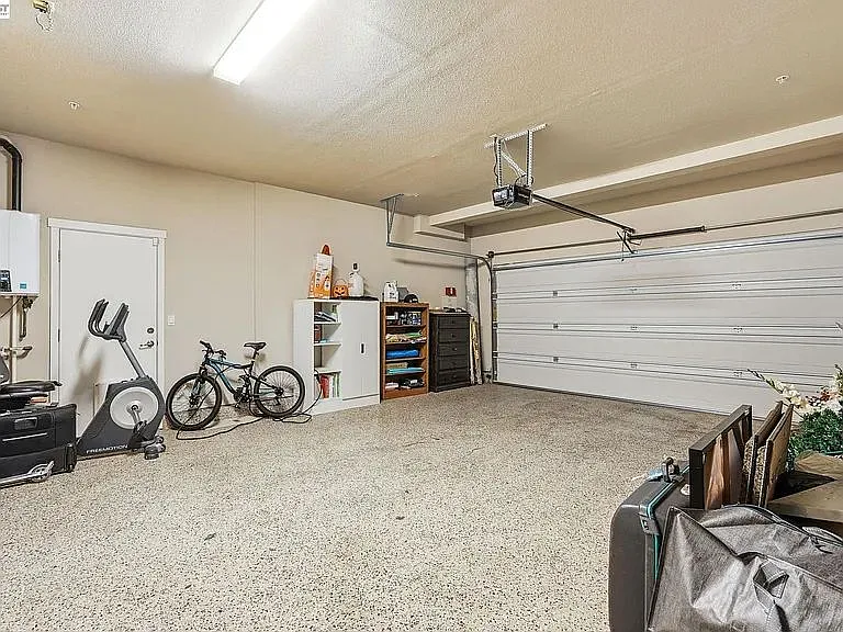98 Driftwood Cir — Photo 15