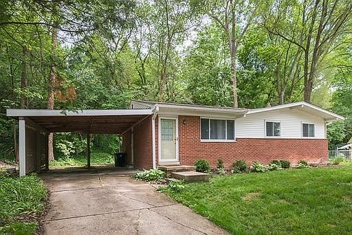 4th image of 200 Brookside Dr