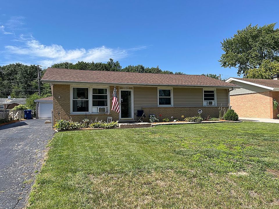 1st image of 13442 S End Ln