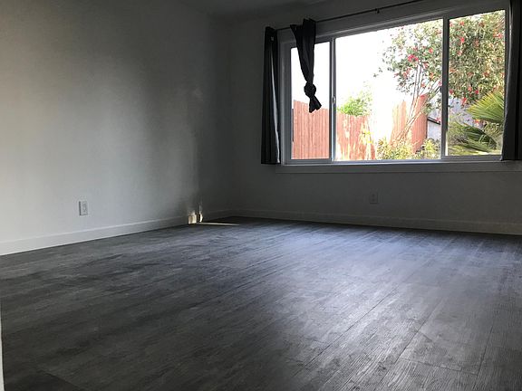5th image of 641 Garfield St