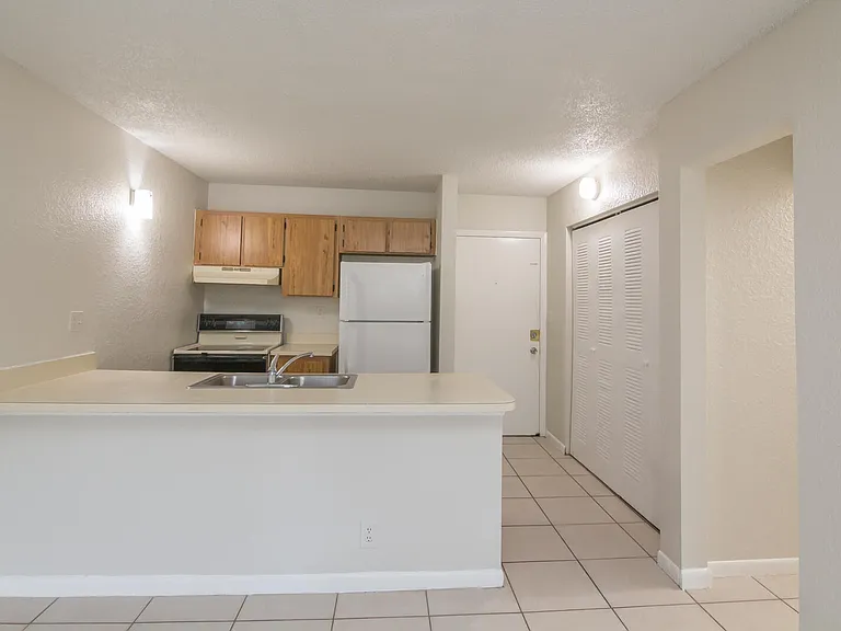2771 Riverside Dr #109-A — Photo 6