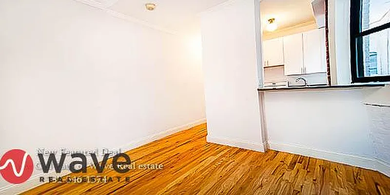 Rented by Wave Real Estate Group | media 21