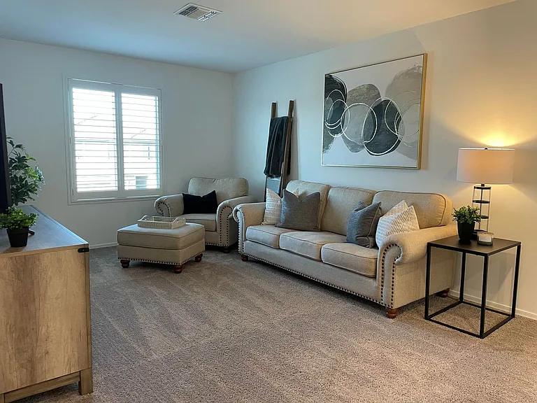 11921 E Ryscott Cir — Photo 9