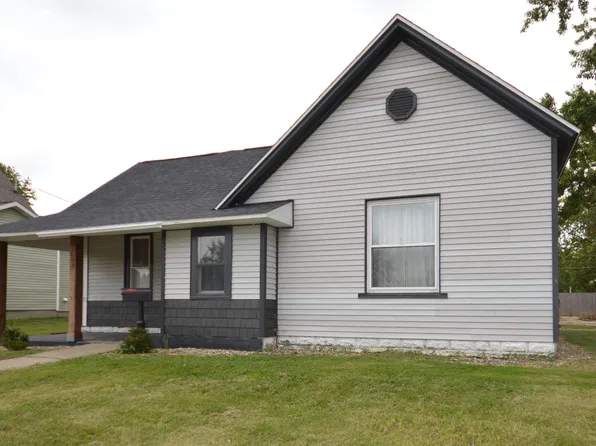607 Ohio St, Walkerton, IN 46574