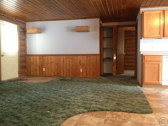 3rd image of 475 Glacier Dr