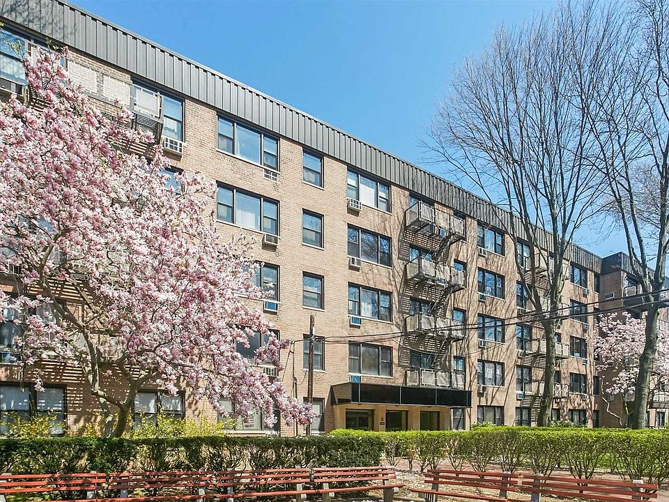 1st image of 6 Birchwood Ct APT 2E