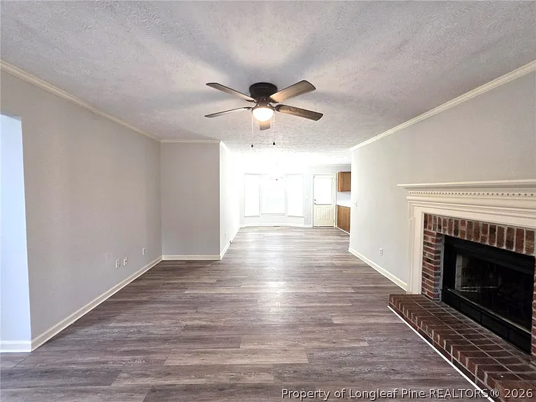 6900 Saint Julian Way — Photo 6
