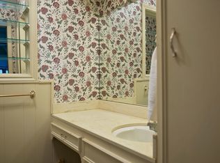 106 Norwich Gln, Victoria, TX 77904