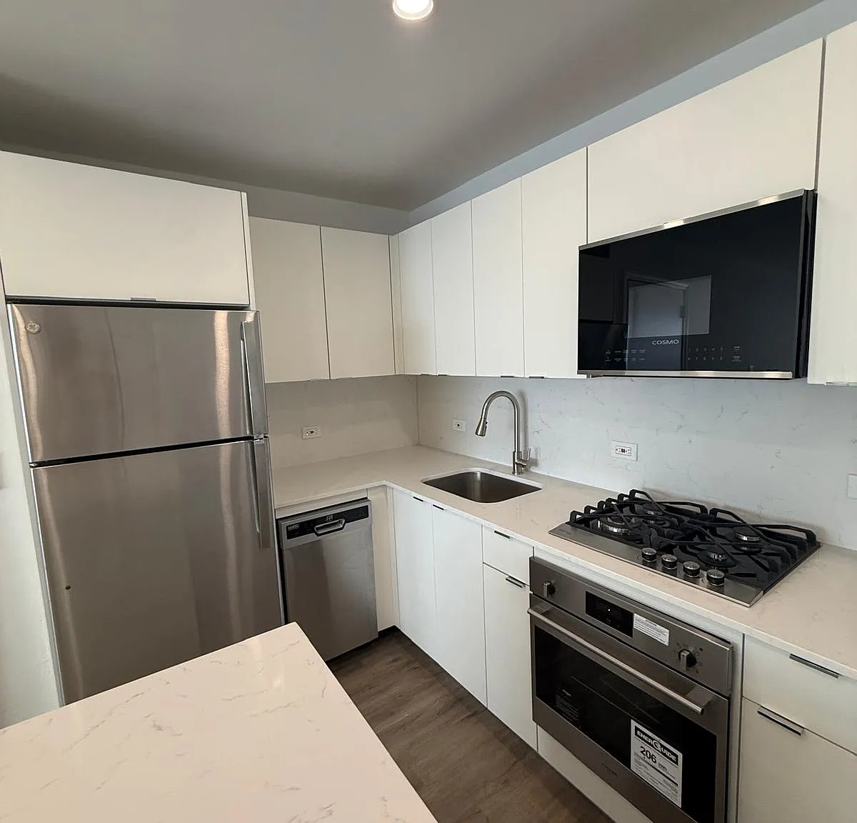 Blackstone — Photo 1