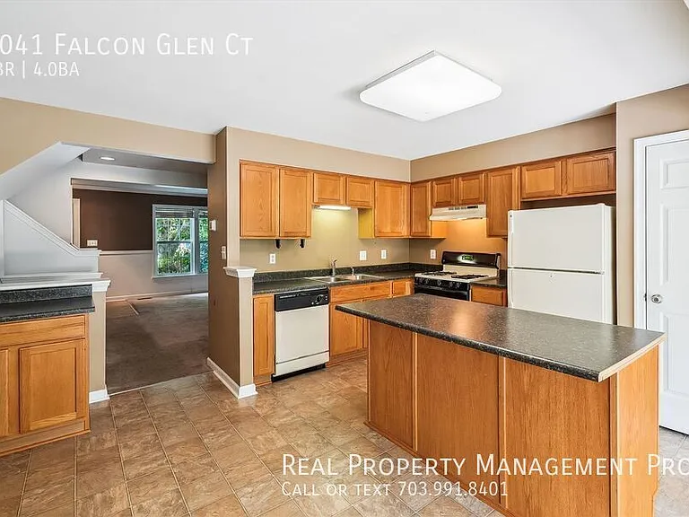 9041 Falcon Glen Ct — Photo 6