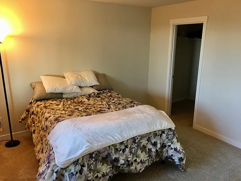 basement bedroom