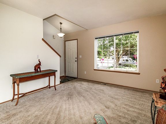 5th image of 3526 48th Avenue Ct NE