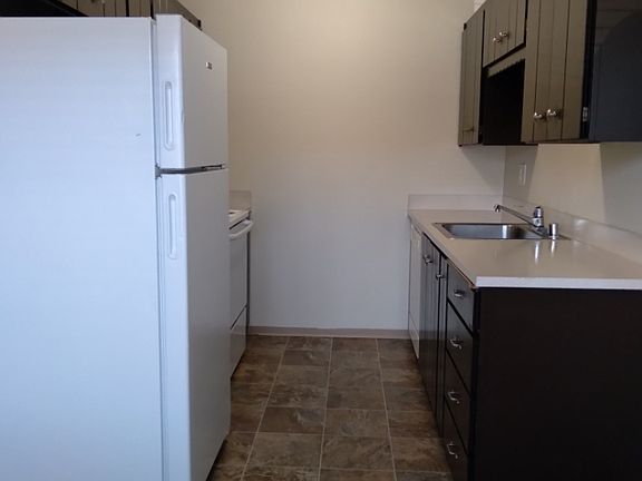 3rd image of 2710 Crystal Springs Rd W #2722-B