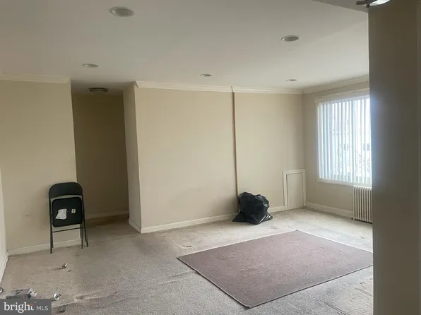 512 Ridge Rd SE APT 205, Washington, DC 20019