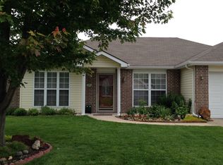 405 Rachael Cir, Raymore, MO 64083