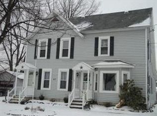 47 Douglas St, Fredonia, NY 14063