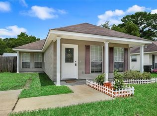 1427 Penrose St, Mandeville, LA 70448