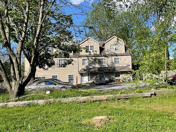 3rd image of 4037 Freemansburg Ave
