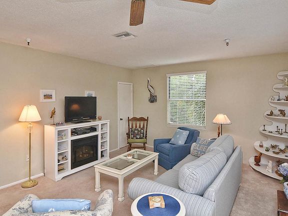 4th image of 262 Tampa Ave W APT G2