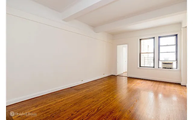 Sold by Douglas Elliman | media 24