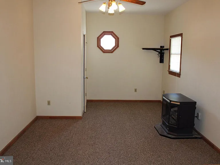 6031 Rosedale Dr — Photo 15