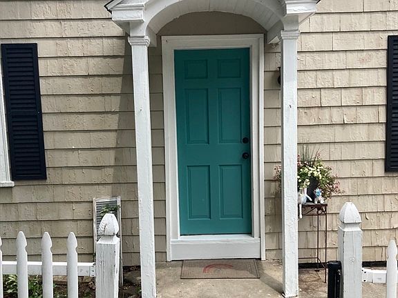 4th image of 12 Denny Pl
