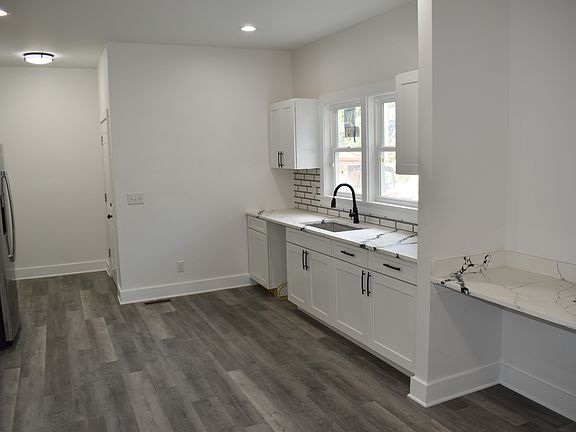 4th image of 756 E Terrace Ave
