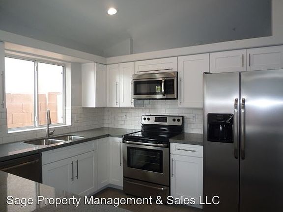 5th image of 8651 E Pinchot Ave