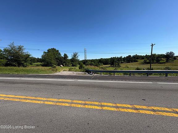 3rd image of 514 W Highway 60 Uns #60