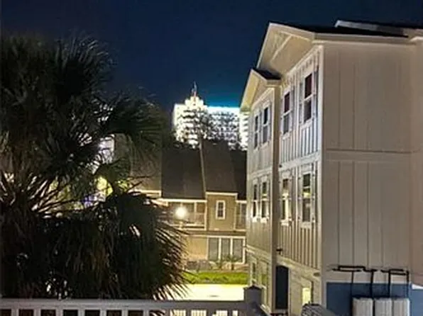 304 21st Ave S APT 6M, Myrtle Beach, SC 29577