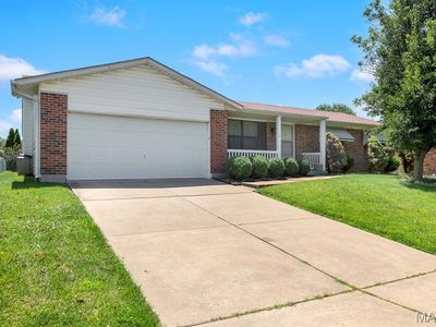 300 Chestnut Dr, Saint Charles, MO, 63301