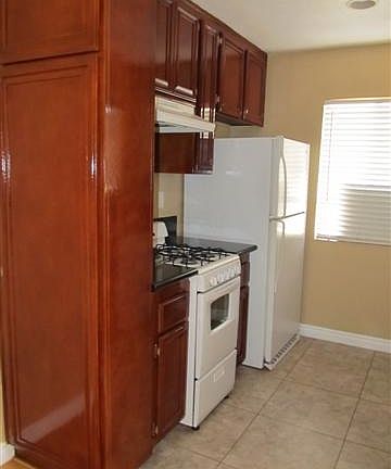 Another view of kitchen