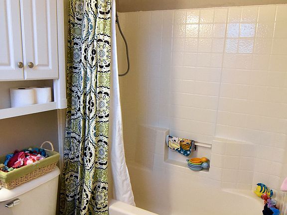 5th image of 4195 248th Ct SE